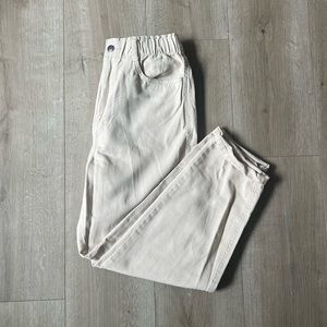 NWT - H&M cream paperbag waist pants - loose fit. Size 6.